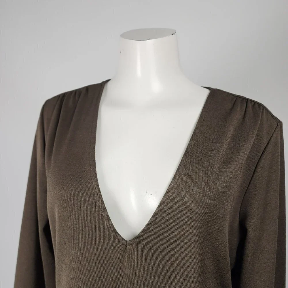 Dynamite Brown Long Sleeve Ruched Knee Length Dress Size L/XL - Picture 2 of 10